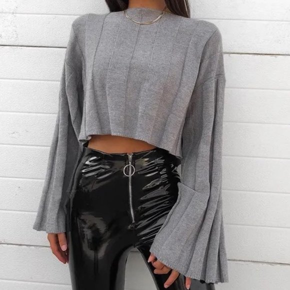 NWT Knit Flared Sleeves Crop Sweater XL AND L. - Picture 1 of 4